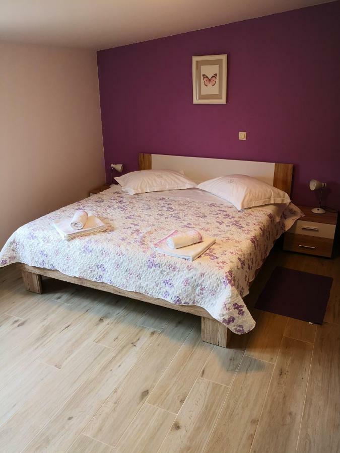 Apartment Aria Banjol Εξωτερικό φωτογραφία